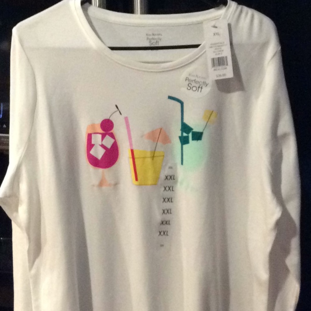 NWT 🎁 Kim Rogers Perfectly Soft Tee